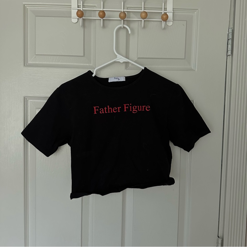 praying father figure crop top tee